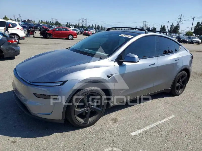 2026 Tesla Model Y фото