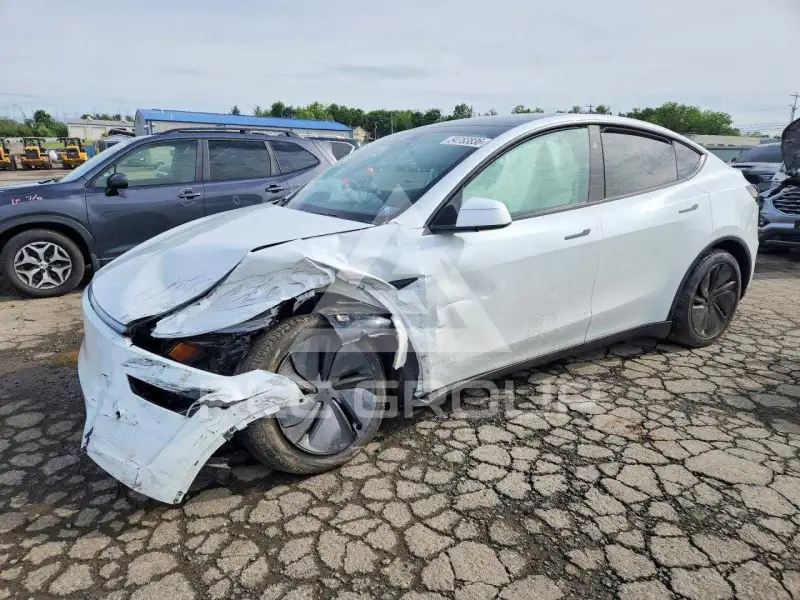 2026 Tesla Model Y photo