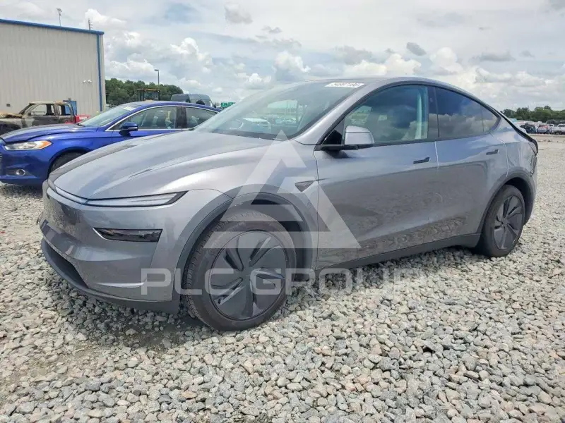 2026 Tesla Model Y фото