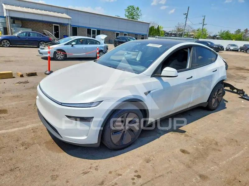 2026 Tesla Model Y фото