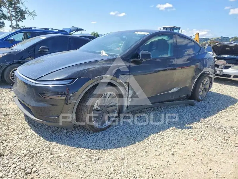 2026 Tesla Model Y фото