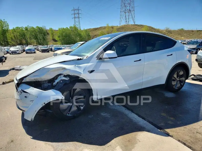2026 Tesla Model Y фото