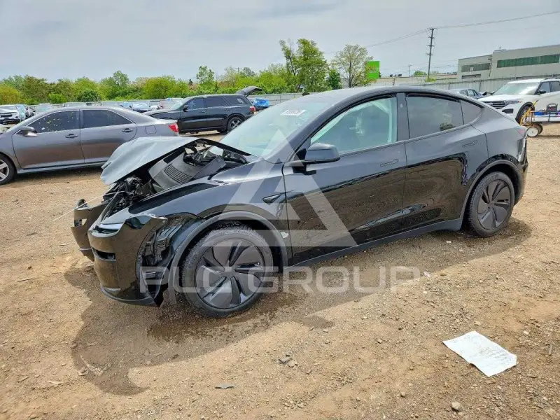 2026 Tesla Model Y фото