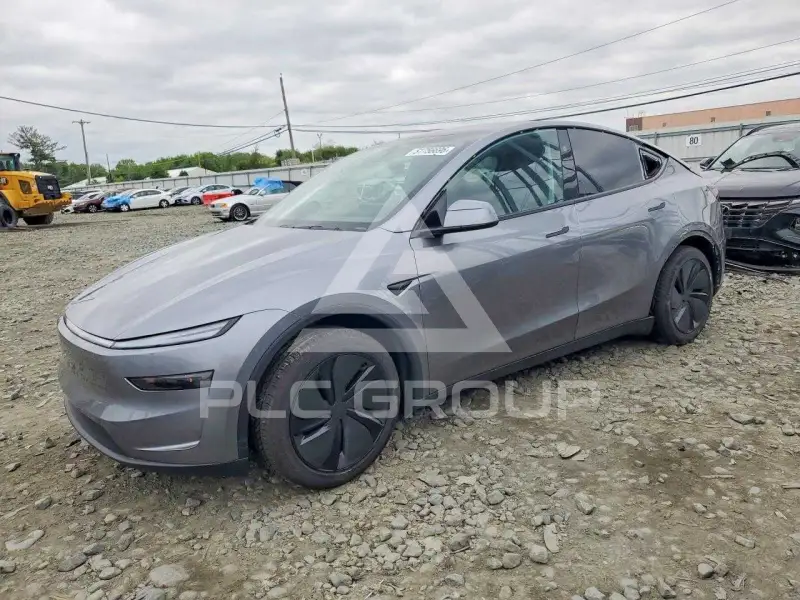 2026 Tesla Model Y фото