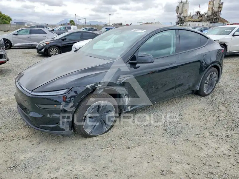 2026 Tesla Model Y фото