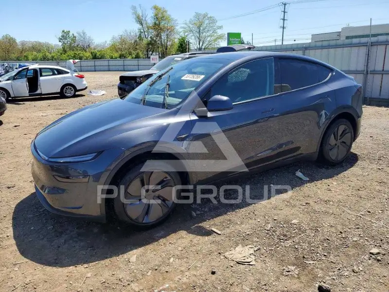 2026 Tesla Model Y фото