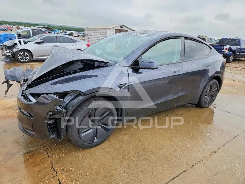 2026 Tesla Model Y фото