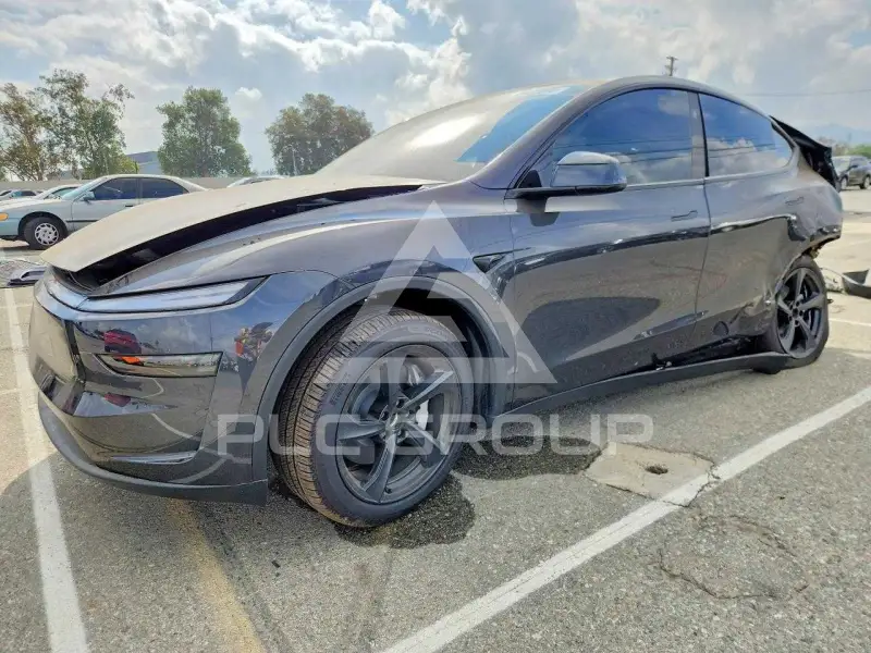 2026 Tesla Model Y фото