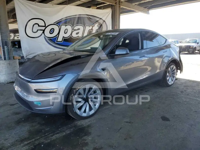 2026 Tesla Model Y фото