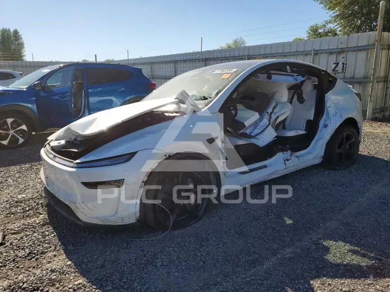2026 Tesla Model Y фото