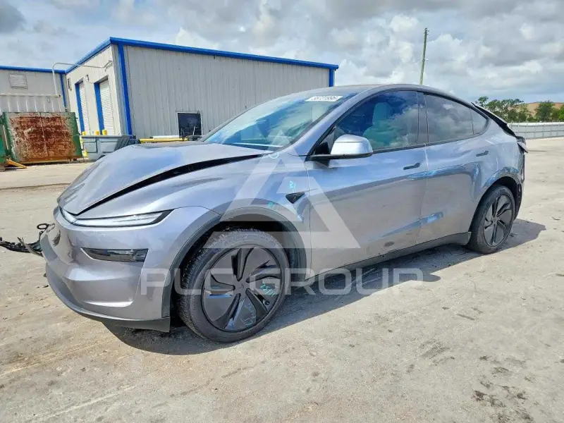 2026 Tesla Model Y фото