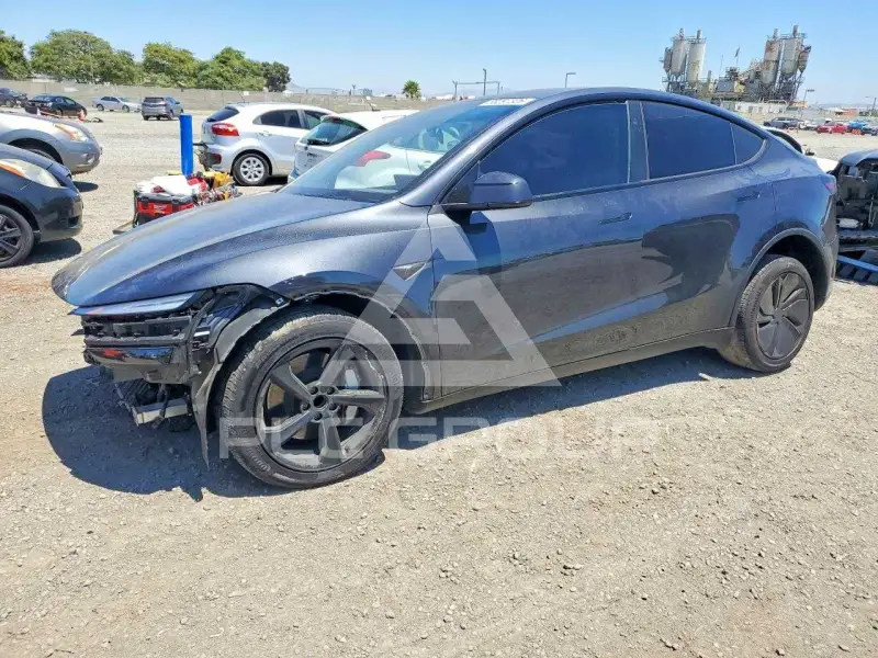 2026 Tesla Model Y фото