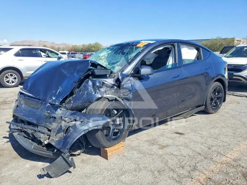 2026 Tesla Model Y фото