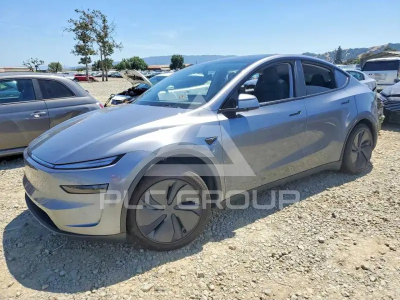 2026 Tesla Model Y фото
