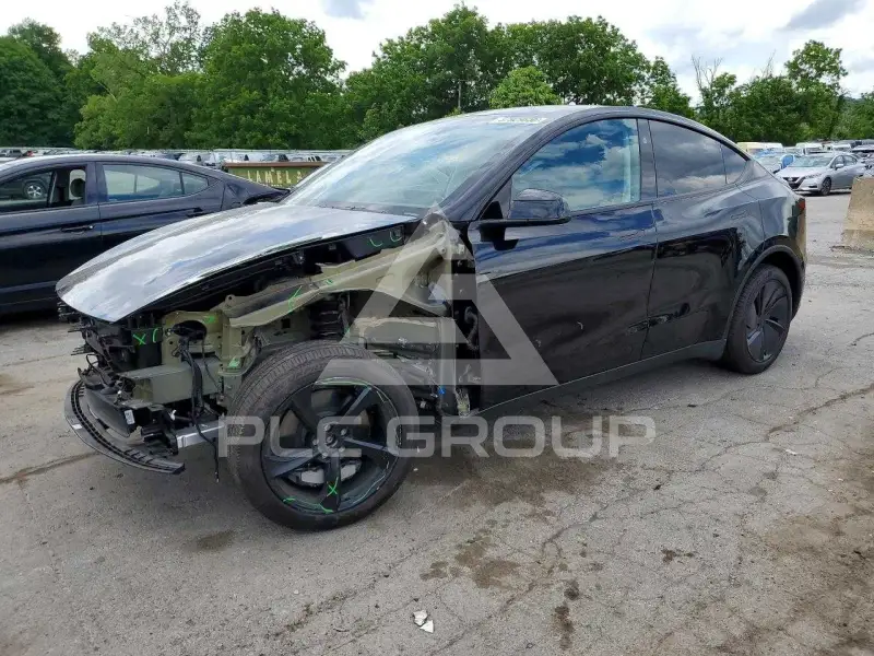 2026 Tesla Model Y фото