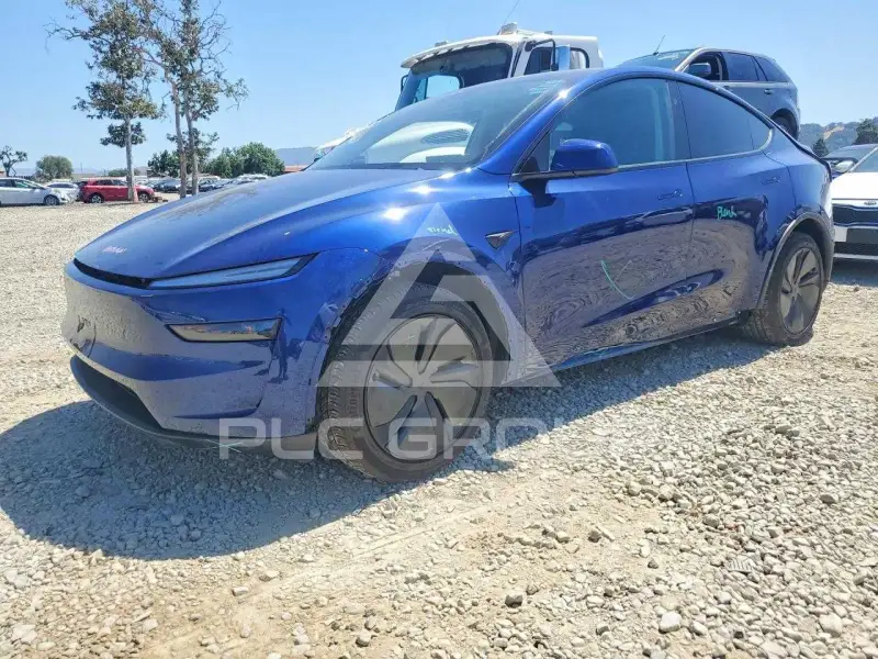 2026 Tesla Model Y фото