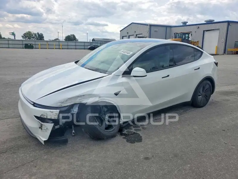 2026 Tesla Model Y фото
