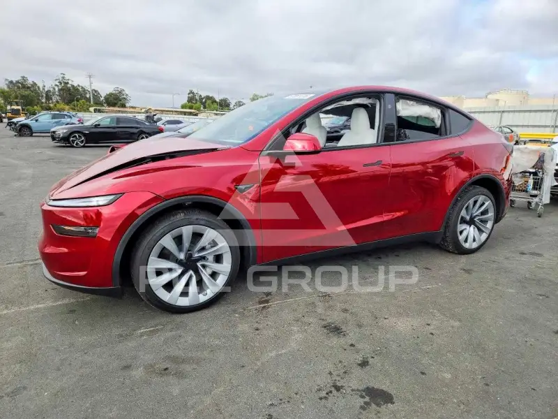 2026 Tesla Model Y фото