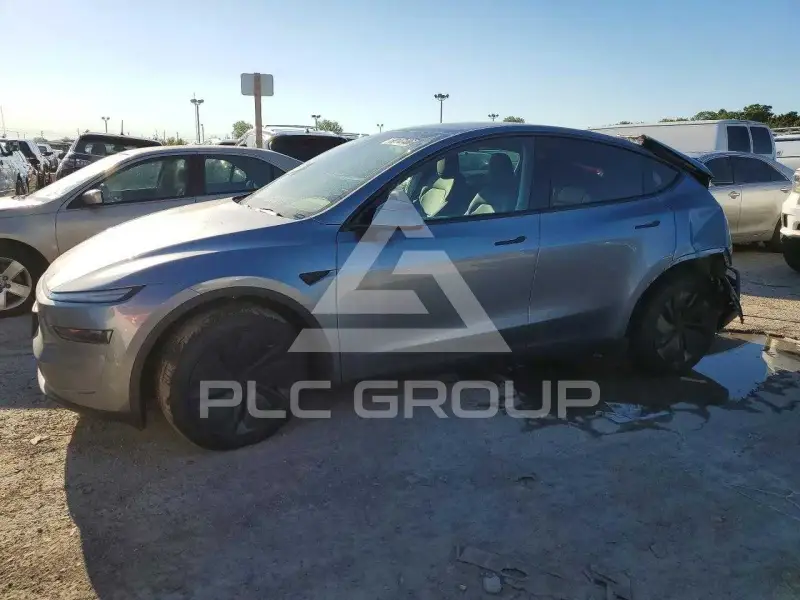 2026 Tesla Model Y фото
