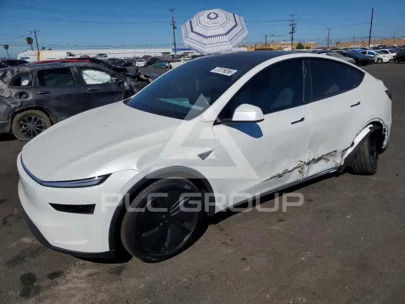 2026 Tesla Model Y фото