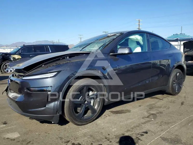 2026 Tesla Model Y фото