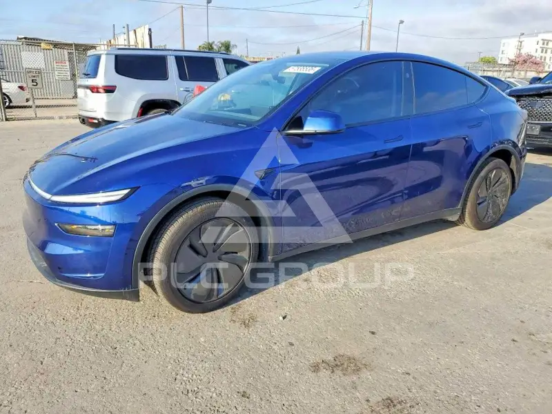 2026 Tesla Model Y фото
