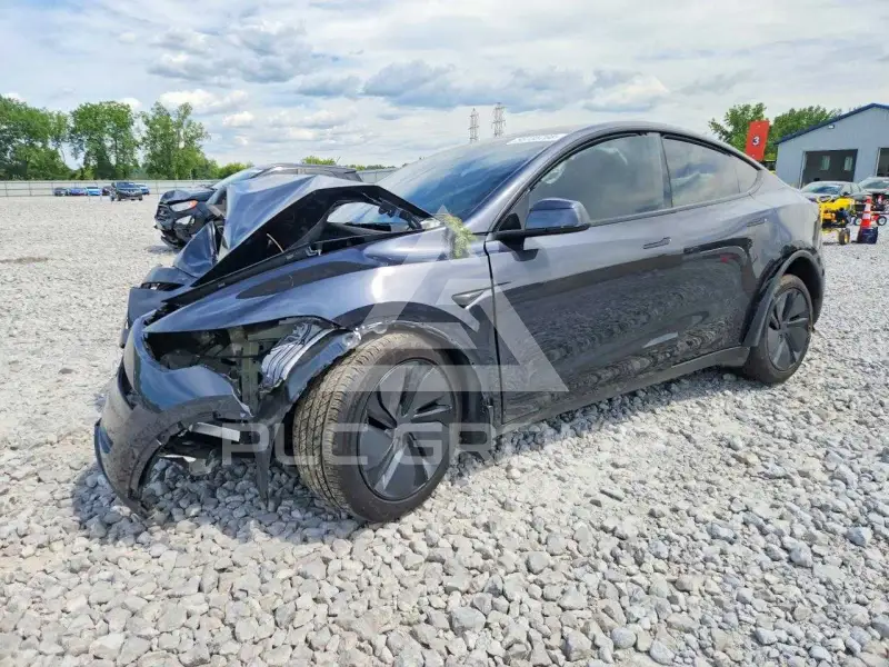 2026 Tesla Model Y фото