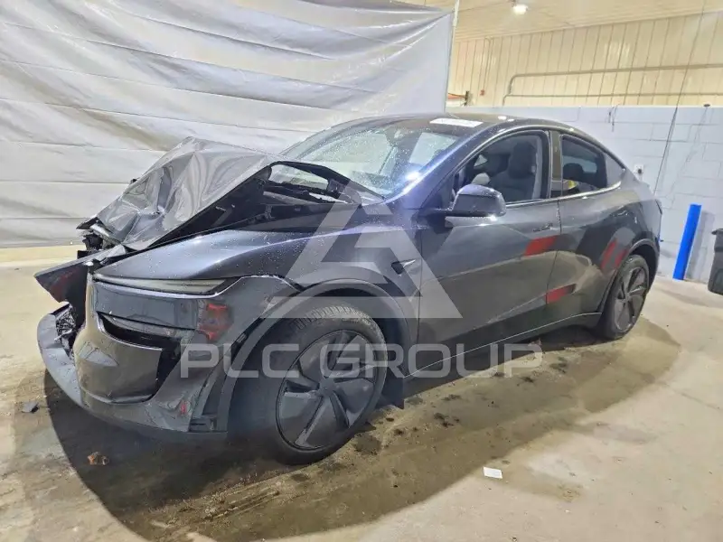 2026 Tesla Model Y фото