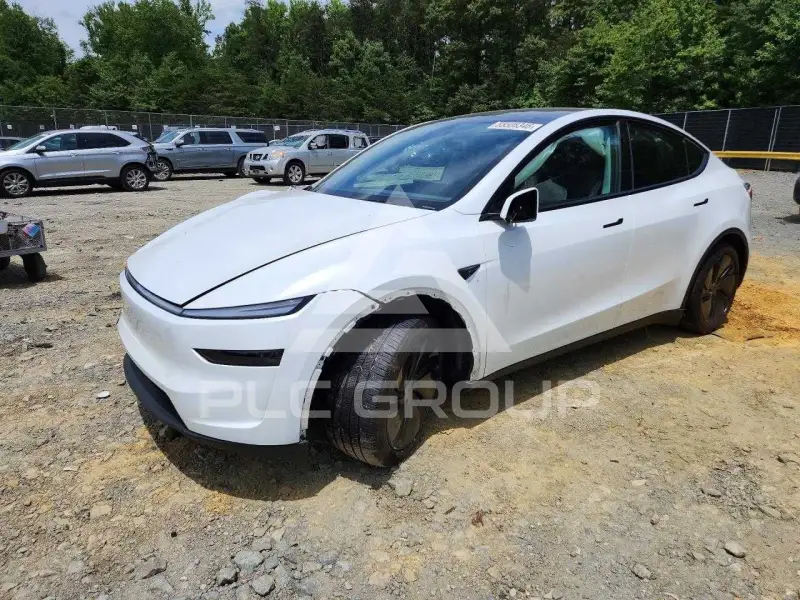 2026 Tesla Model Y фото