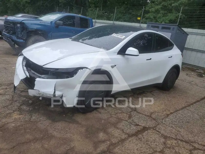 2026 Tesla Model Y фото