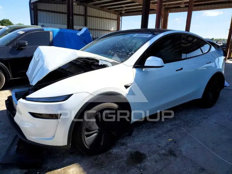2026 Tesla Model Y фото