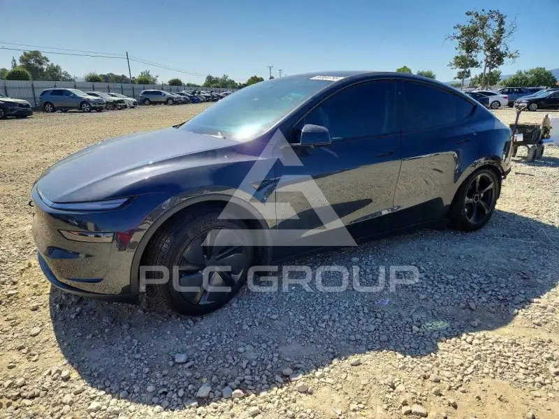 2026 Tesla Model Y фото