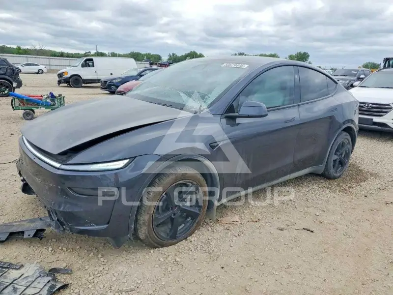 2026 Tesla Model Y фото