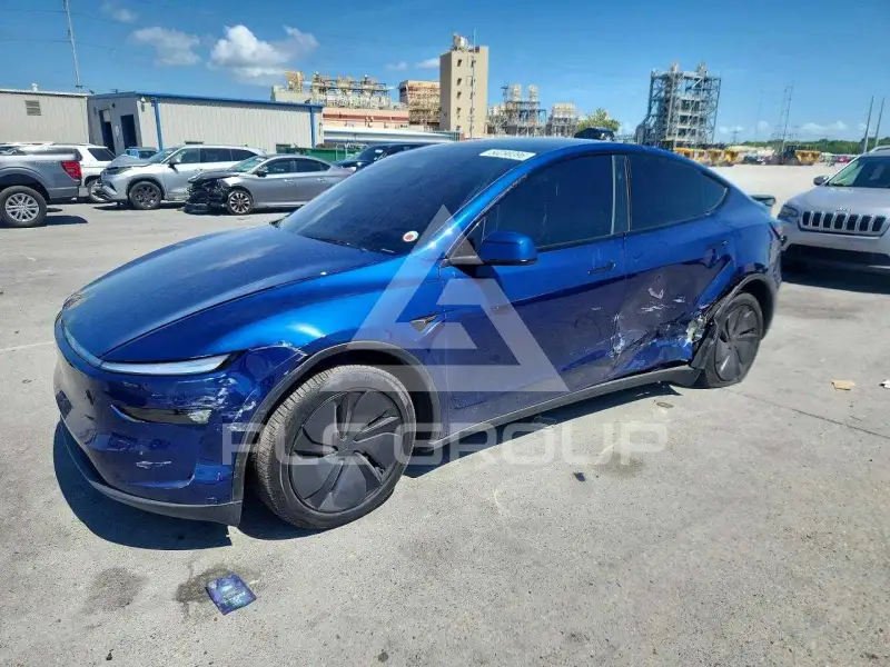 2026 Tesla Model Y фото