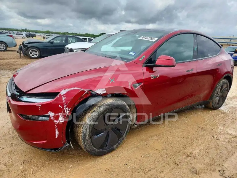 2026 Tesla Model Y фото