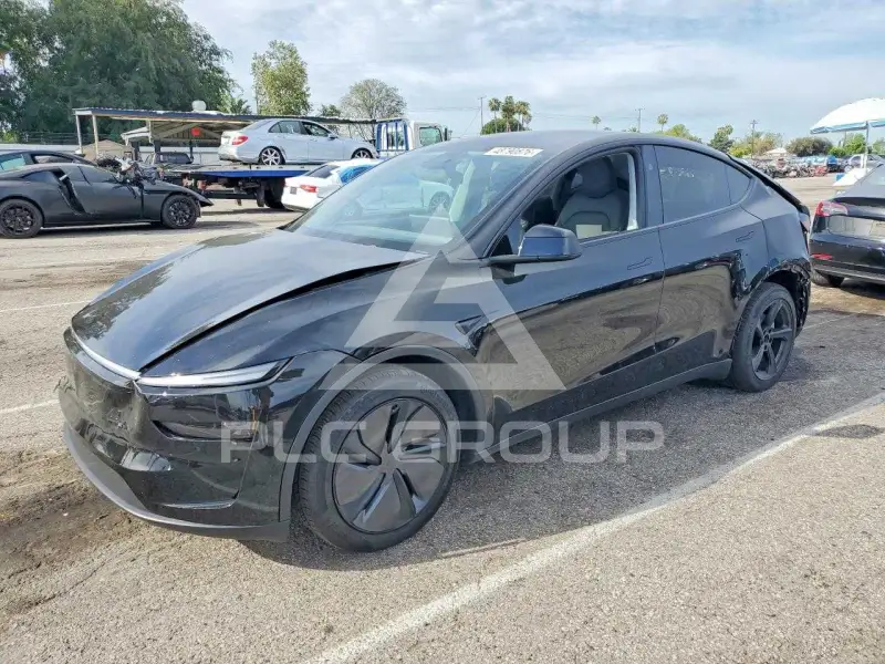 2026 Tesla Model Y фото
