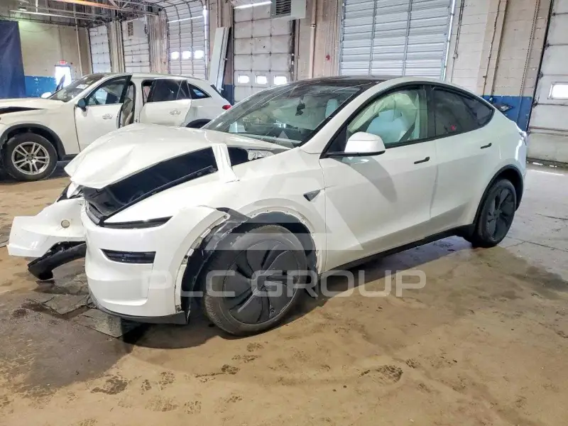 2026 Tesla Model Y фото
