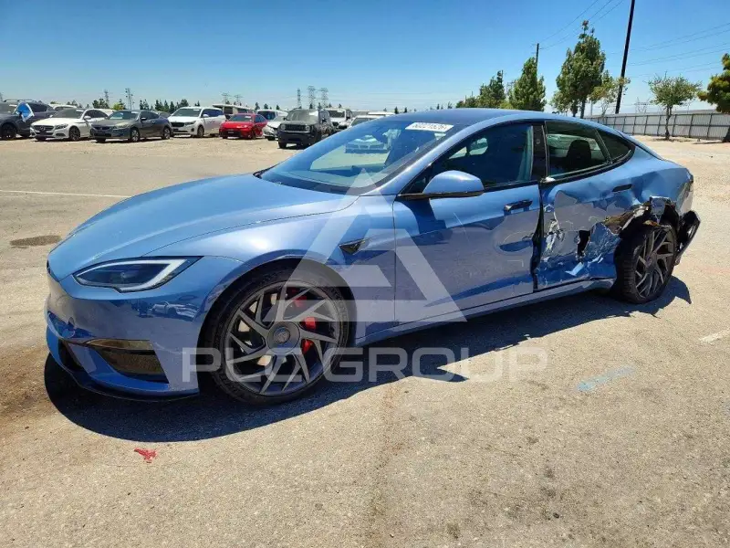 2026 Tesla Model S фото