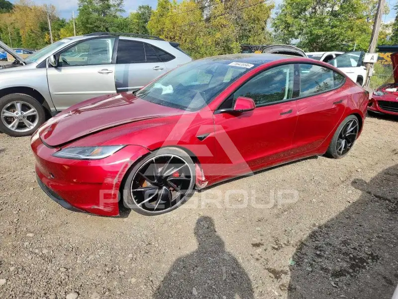 2026 Tesla Model 3 фото