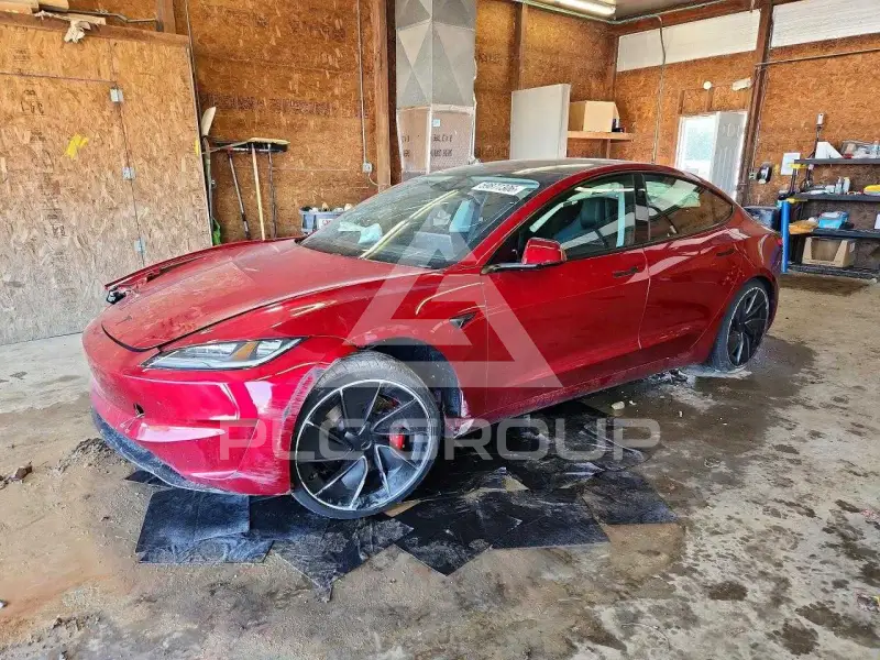 2026 Tesla Model 3 фото