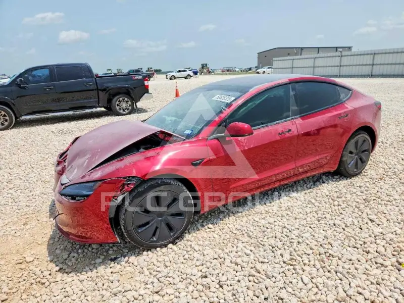 2026 Tesla Model 3 фото