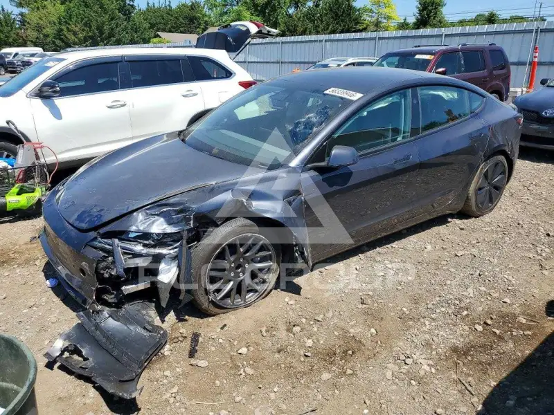 2026 Tesla Model 3 фото