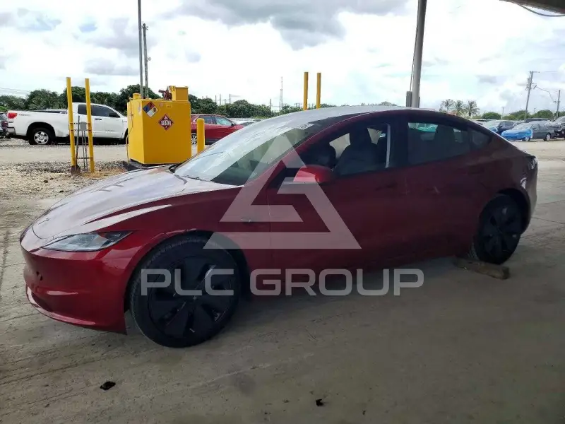 2026 Tesla Model 3 фото