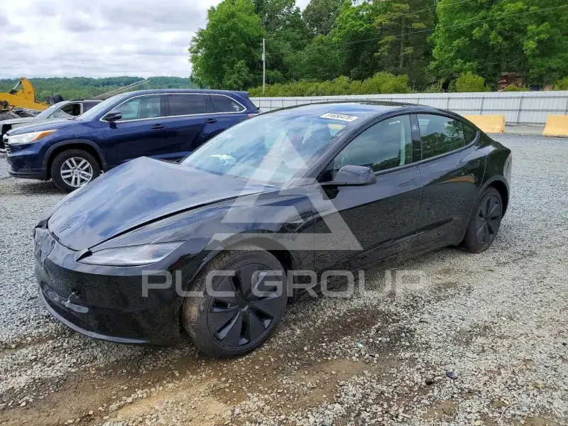 2026 Tesla Model 3 фото