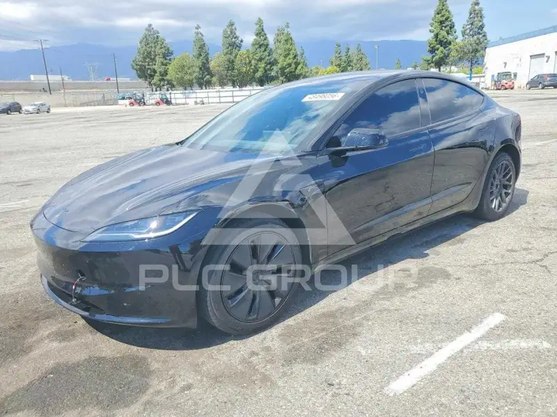 2026 Tesla Model 3 фото