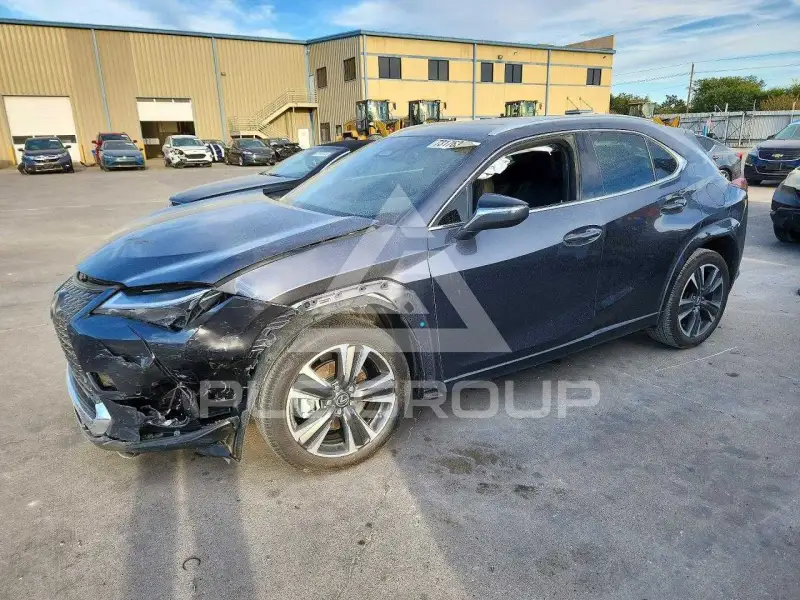 2026 Lexus UX фото