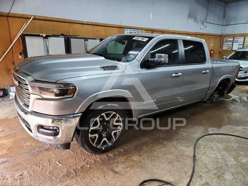 2026 RAM 1500 фото