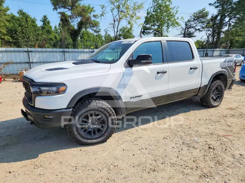 2026 RAM 1500 фото