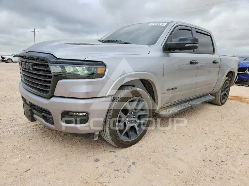 2026 RAM 1500 фото