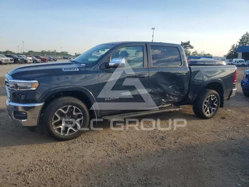 2026 RAM 1500 фото